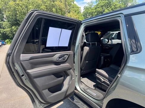 Used 2024 Chevrolet Tahoe RST w/ Luxury Package RWD image 15