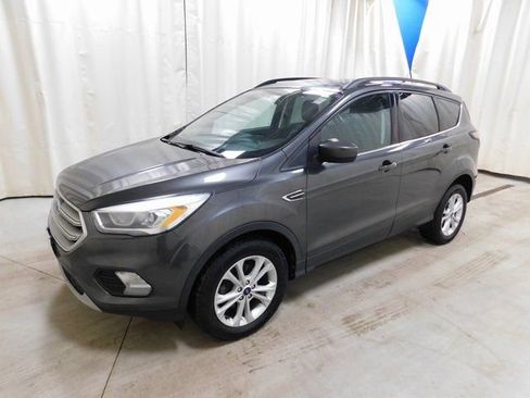 Used 2018 Ford Escape SEL image 16