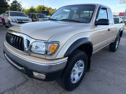 Used 2002 Toyota Tacoma 4x4 Xtracab image 2