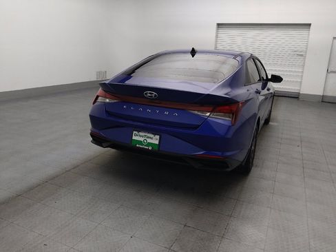 Used 2023 Hyundai Elantra SEL FWD image 7