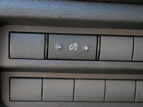 Used 2025 Mitsubishi Outlander SE AWD/4WD image 16