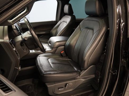 Used 2021 Ford Expedition Max Limited image 3