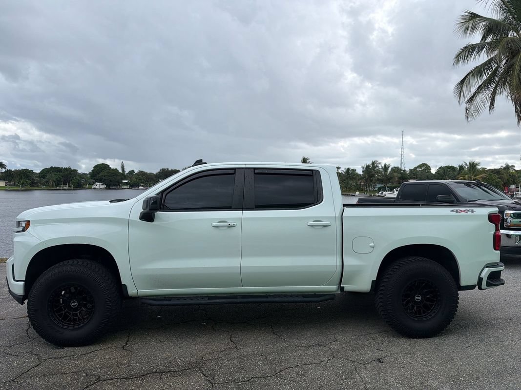 Used 2020 Chevrolet Silverado 1500 RST w/ Rally Edition AWD/4WD image 2