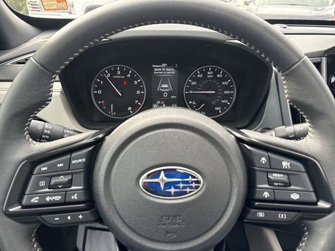 Used 2025 Subaru Forester Premium image 14