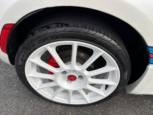 Used 2013 FIAT 500 Abarth w/ Comfort/Convenience Group image 23