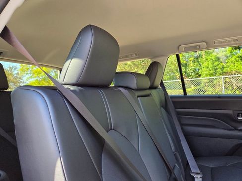 New 2026 Toyota Grand Highlander XLE image 19