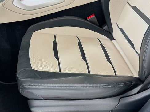 Used 2024 Mercedes-Benz GLE 53 AMG 4MATIC Coupe image 21