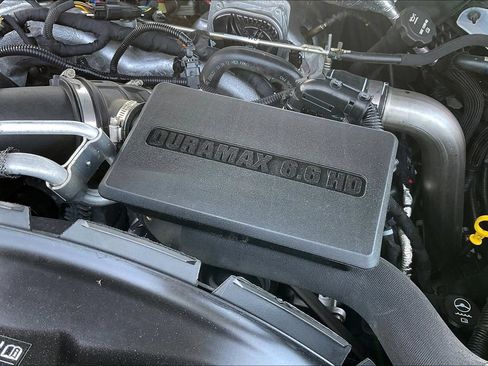 Used 2024 Chevrolet Silverado 2500 High Country AWD/4WD image 31