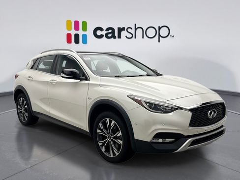 Used 2018 INFINITI QX30 Premium w/ Navigation Package AWD/4WD image 7
