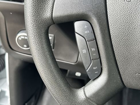 Used 2024 Chevrolet Express 2500 w/ Driver Convenience Package image 19