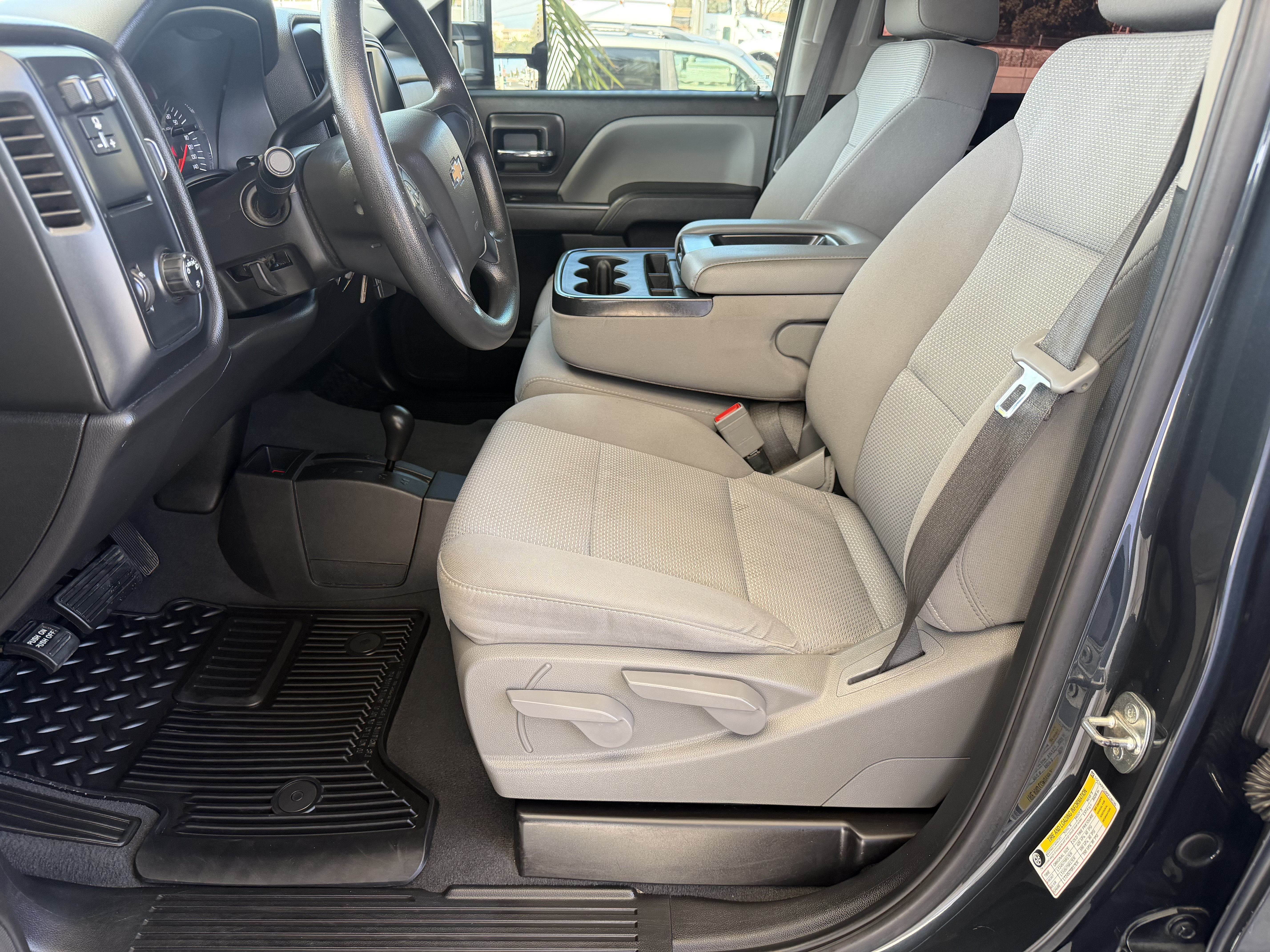 Used 2019 Chevrolet Silverado 2500 W/T w/ WT Convenience Package AWD/4WD image 13