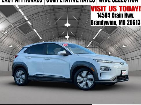 Used 2021 Hyundai Kona Limited image 1