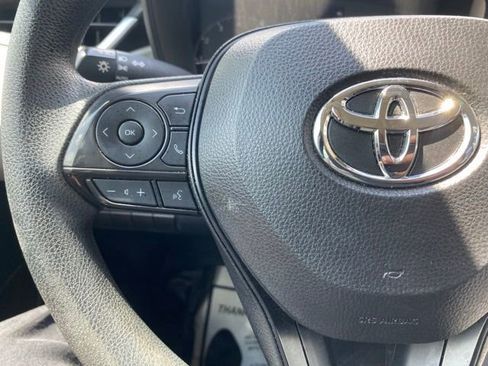 Used 2023 Toyota Corolla LE FWD image 18