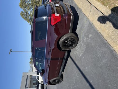 Certified 2024 Ford Expedition XLT image 2