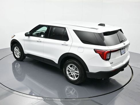 New 2026 Ford Explorer Active image 16
