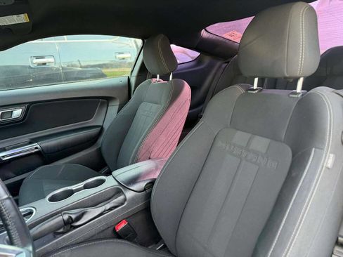 Used 2019 Ford Mustang GT image 9