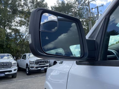 Certified 2025 RAM 1500 Laramie image 34