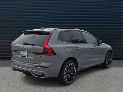 New 2026 Volvo XC60 B5 Ultra w/ Protection Package Premier image 5