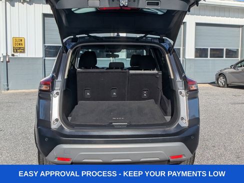 Used 2023 Nissan Rogue SV image 10