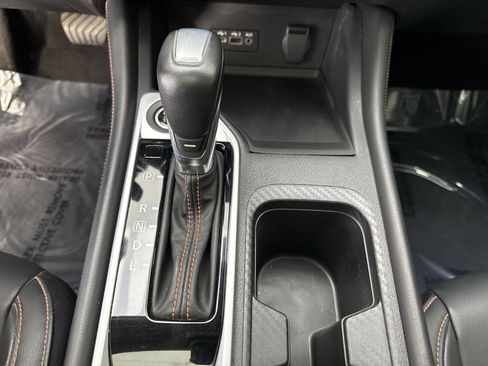 Used 2023 Nissan Sentra SR w/ SR Premium Package FWD image 18