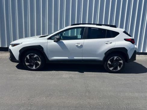 Used 2025 Subaru Crosstrek 2.5i Limited w/ Crosstrek Mirror Package AWD/4WD image 3