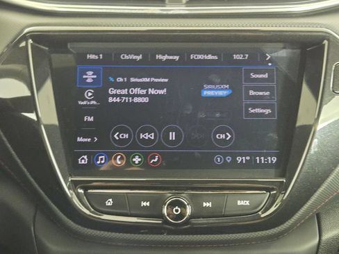 Used 2023 Chevrolet TrailBlazer RS w/ Sun and Liftgate Package FWD image 17