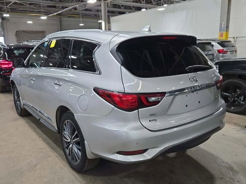 Used 2019 INFINITI QX60 Luxe w/ Essential Package image 2