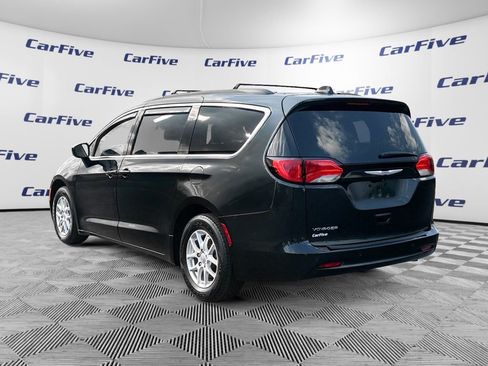 Used 2020 Chrysler Voyager Lxi image 3