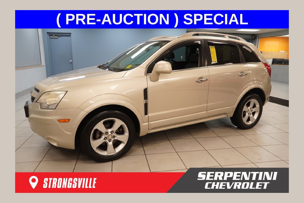 Used 2014 Chevrolet Captiva Sport LTZ FWD image 1