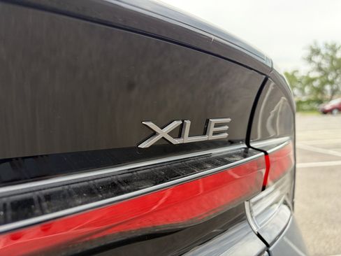 Used 2024 Toyota Prius XLE AWD/4WD image 34