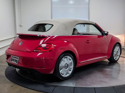 Used 2013 Volkswagen Beetle 2.5 FWD image 17
