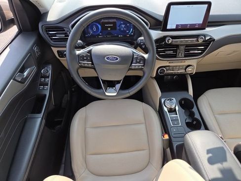 Used 2021 Ford Escape SEL w/ Technology Package AWD/4WD image 26