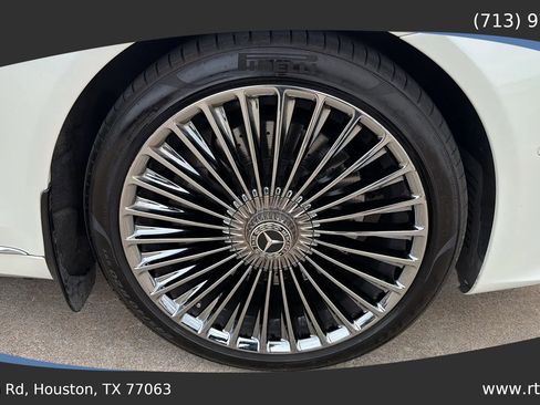 Used 2019 Mercedes-Benz S 560 Sedan image 13