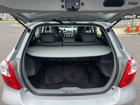 Used 2009 Toyota Matrix S FWD image 8