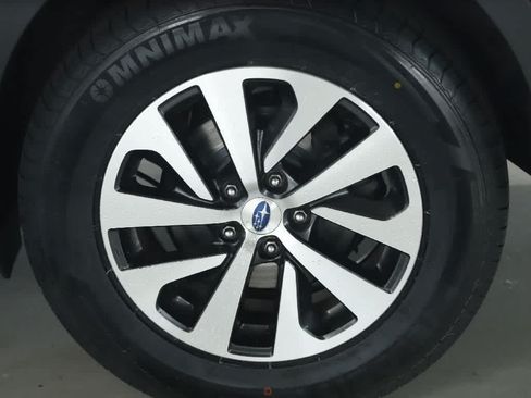 Certified 2021 Subaru Outback Premium w/ Popular Package #1 AWD/4WD image 38