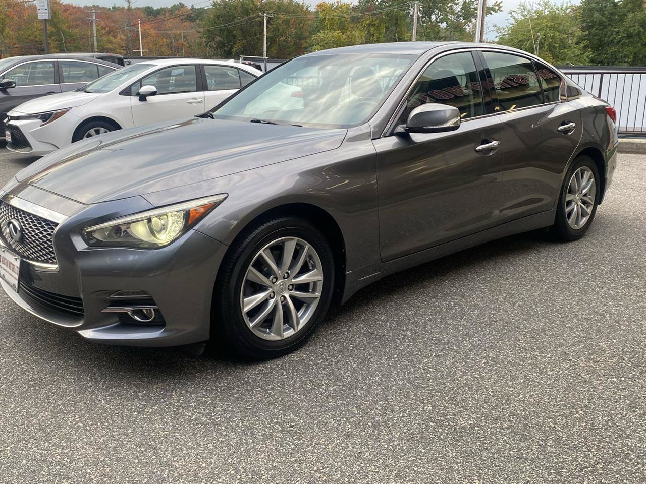 Used 2016 INFINITI Q50 Premium w/ 2.0T Premium Plus Package AWD/4WD image 4
