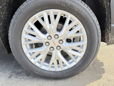 New 2025 GMC Acadia Elevation w/ Elevation Premium Package image 12