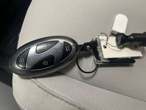 Used 2025 Hyundai Kona SEL image 31