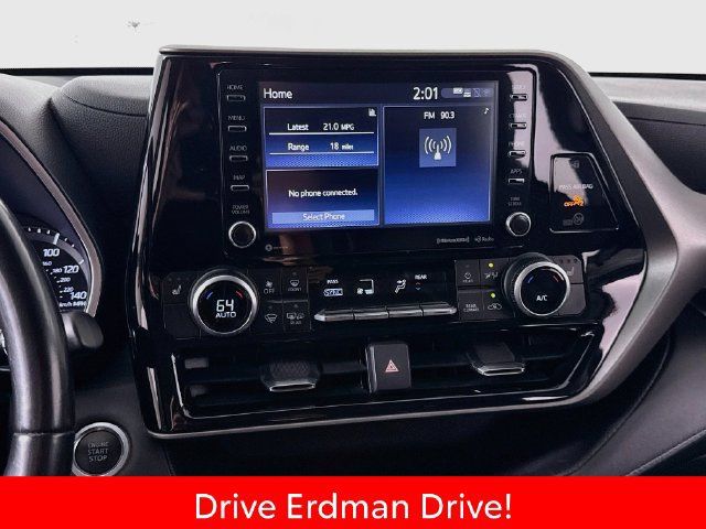 Used 2021 Toyota Highlander XLE FWD image 20