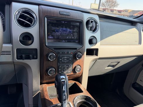 Used 2013 Ford F150 Lariat w/ Luxury Equipment Group image 12