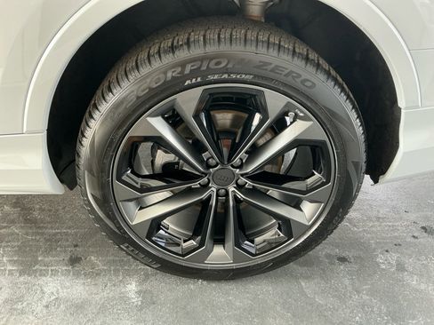 New 2026 Audi Q7 3.0T Premium Plus image 22