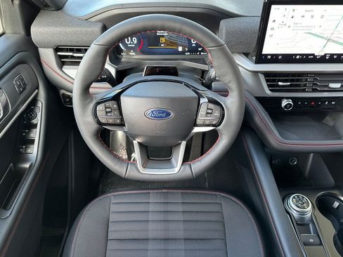 New 2026 Ford Explorer ST-Line w/ ST-Line Street Pack image 20
