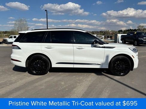 Used 2022 Lincoln Aviator Reserve w/ Equipment Group 201A AWD/4WD image 7