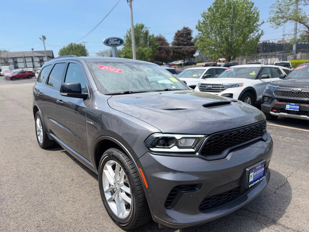 Used 2025 Dodge Durango R/T AWD/4WD image 12