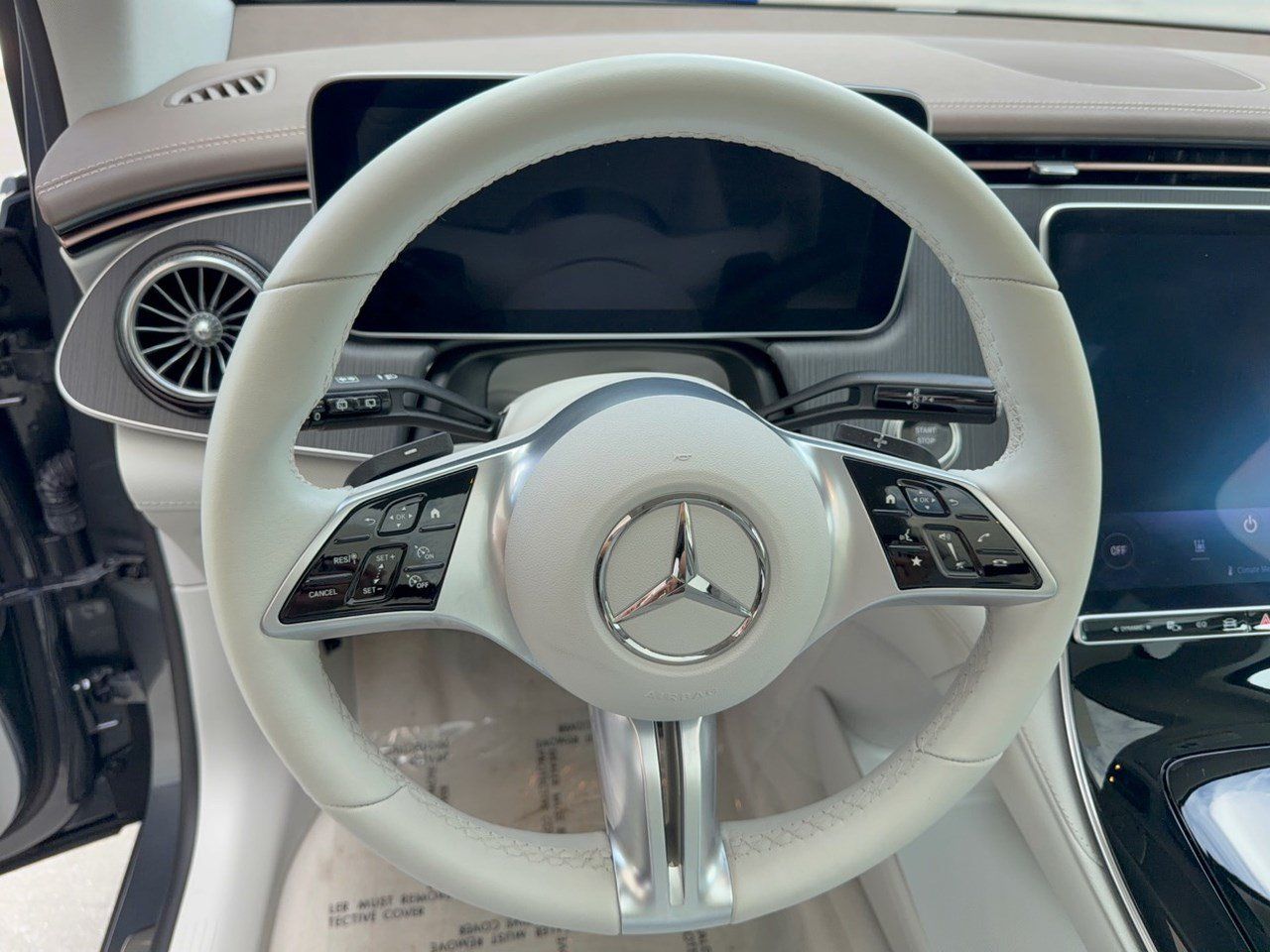 Certified 2023 Mercedes-Benz EQE 350+ SUV image 10