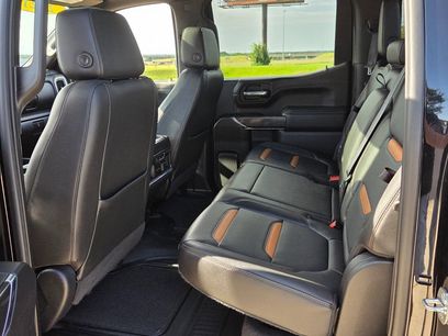 Used 2021 GMC Sierra 1500 AT4 w/ AT4 Premium Package