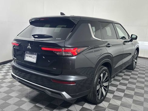 Used 2025 Mitsubishi Outlander SE AWD/4WD image 7