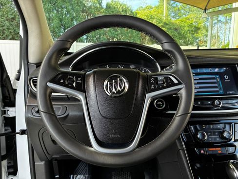 Used 2021 Buick Encore Preferred image 14