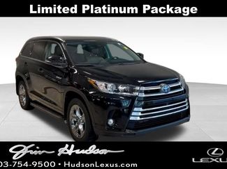Used 2019 Toyota Highlander Limited Platinum image 1