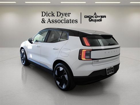 New 2026 Volvo EX30 Ultra image 4